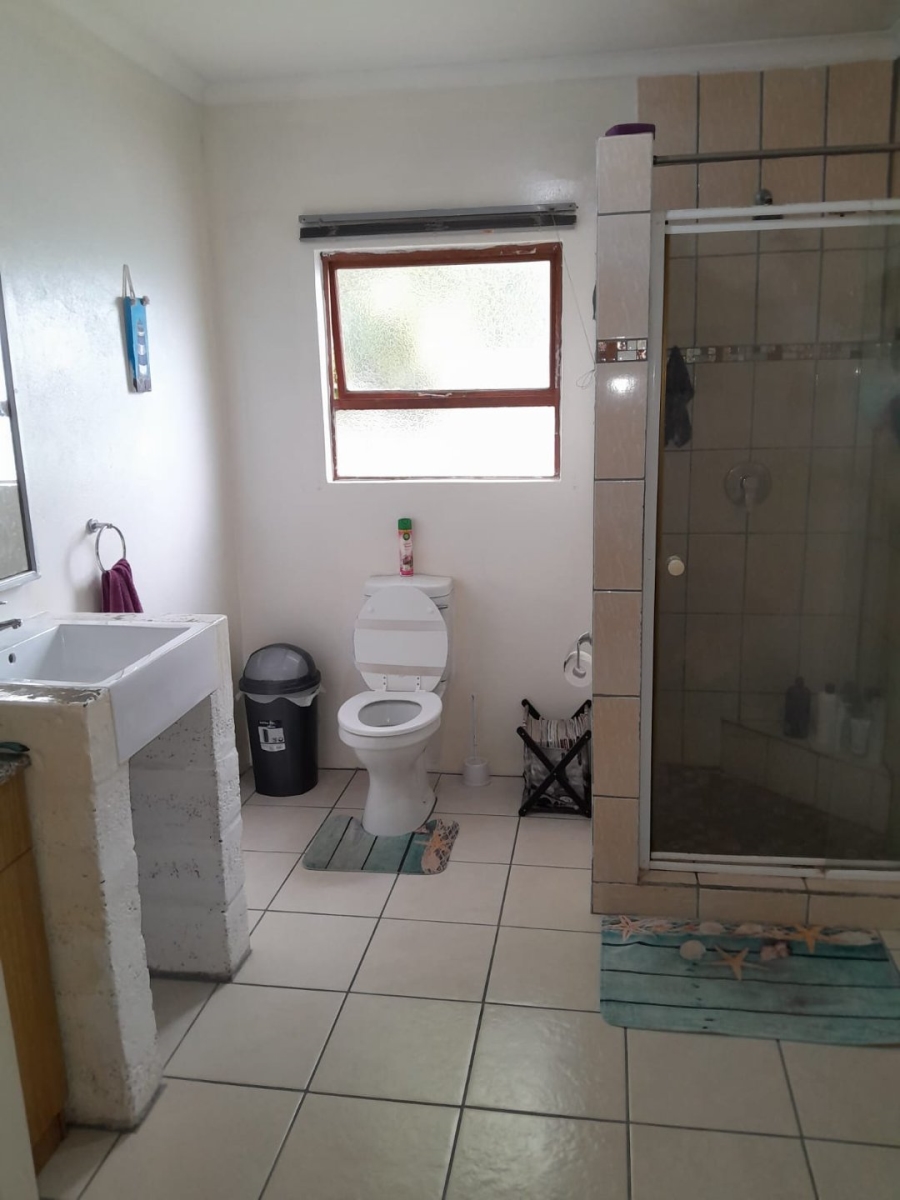 3 Bedroom Property for Sale in Heuwelkruin Eastern Cape